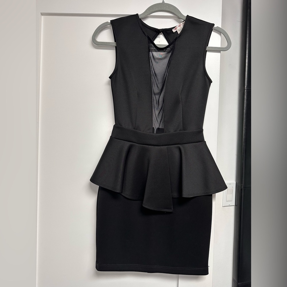 a'gaci Black Backless Peplum Dress